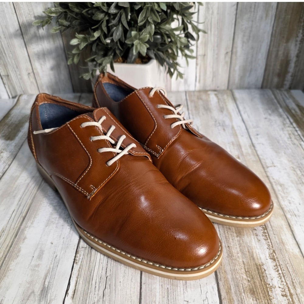 St. John's Bay Mens Slater Cognac Brown Oxford Dress Shoes 9M Memory Foam